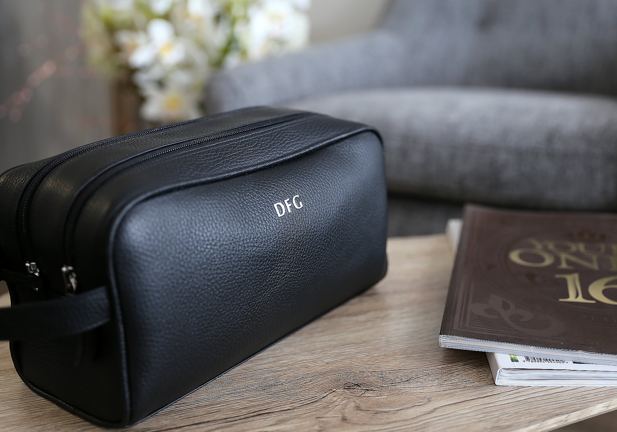 Toiletry Bag with Two Compartments (27.5 x 15 x 12 cm)