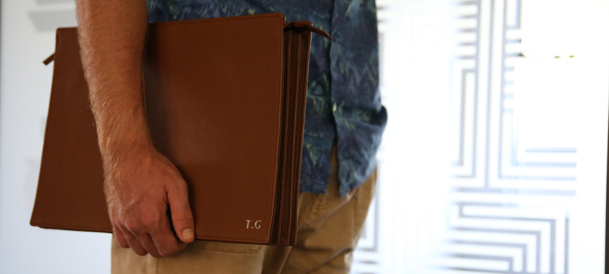 Document case - 3 compartments