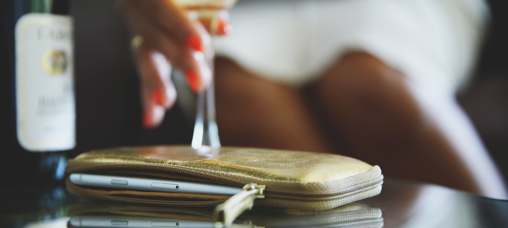 iPhone 7 Plus 拉链柔软皮套