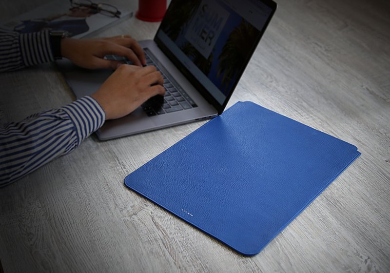 15 英寸 MacBook Pro Touch Bar（2016 版）皮套