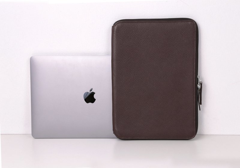 13 英寸 MacBook Pro Touch Bar（2016 版）拉链皮套