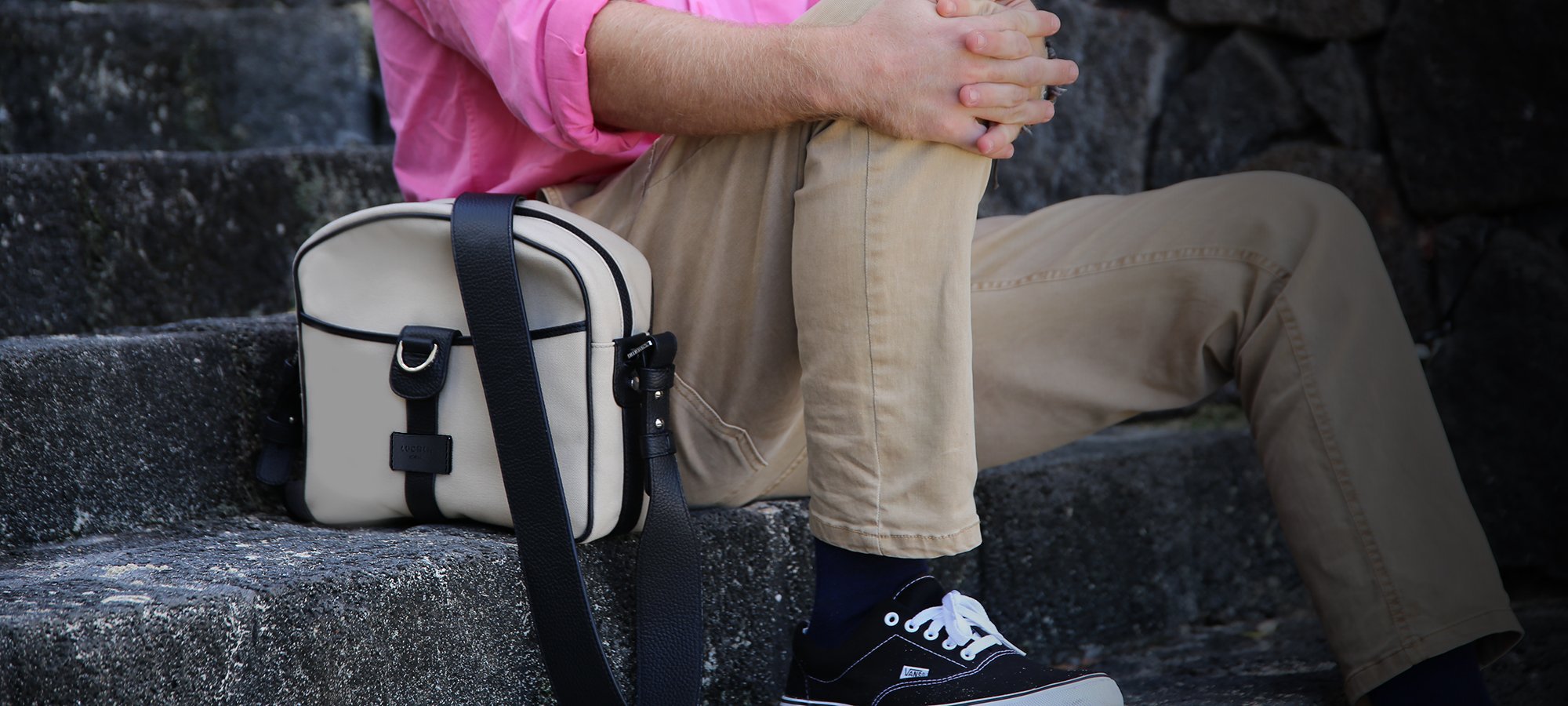 messenger bag without flap