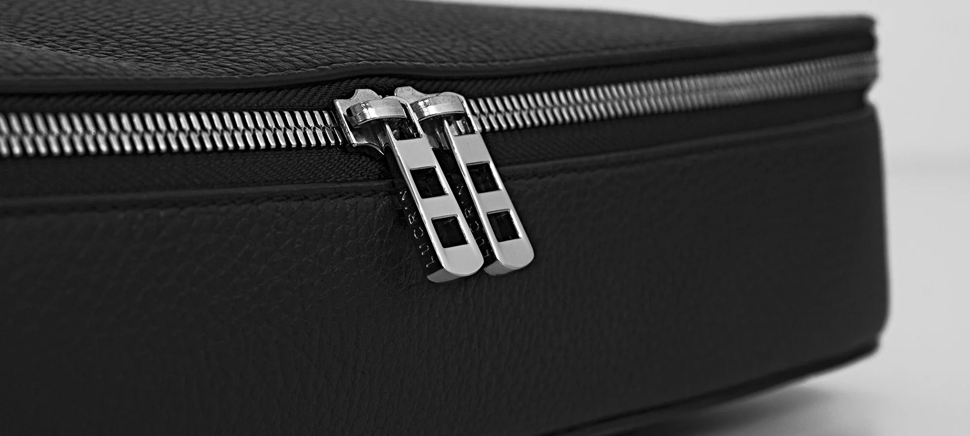 Shirt case - L5