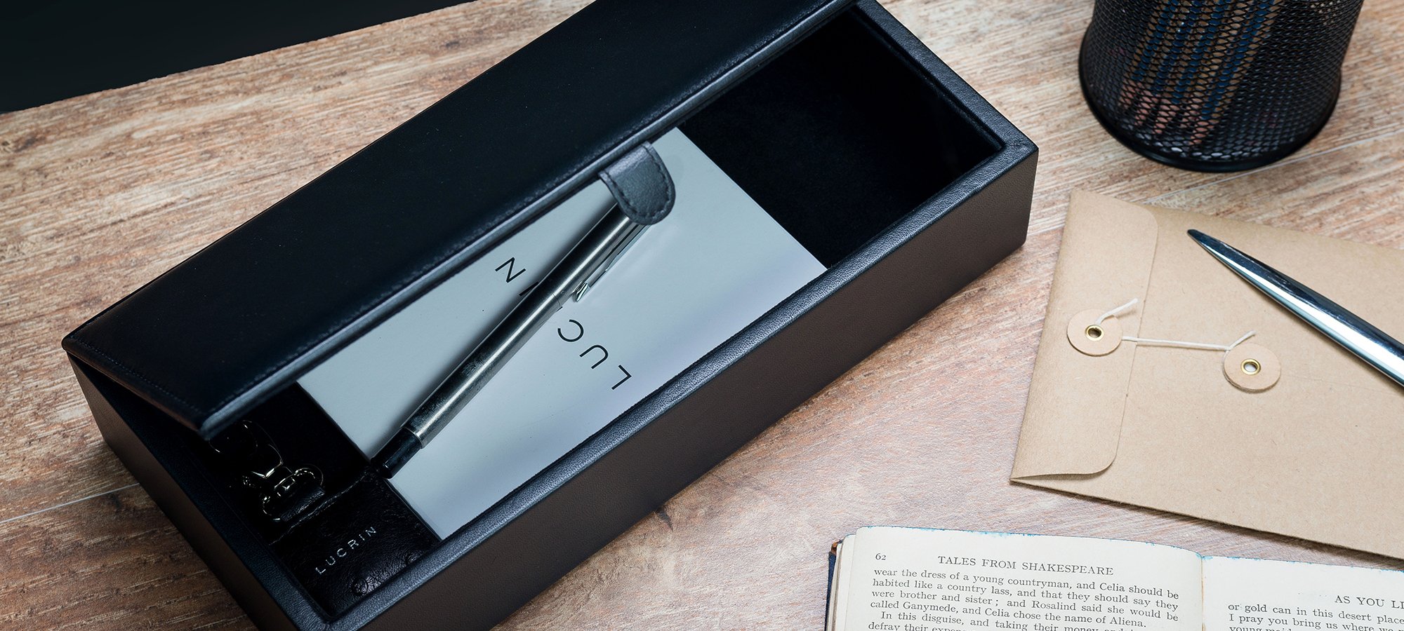 Rectangular storage box