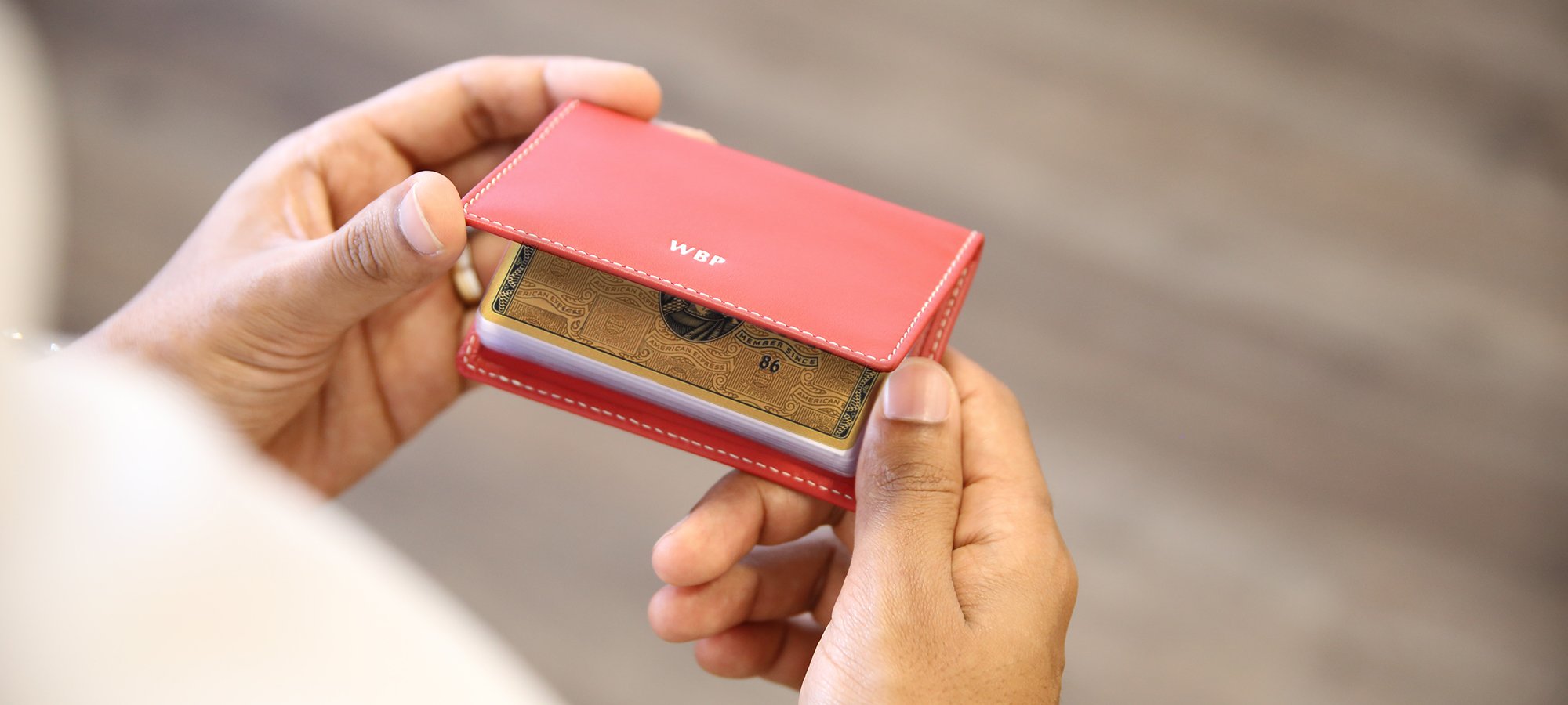 Slim credit cards holder