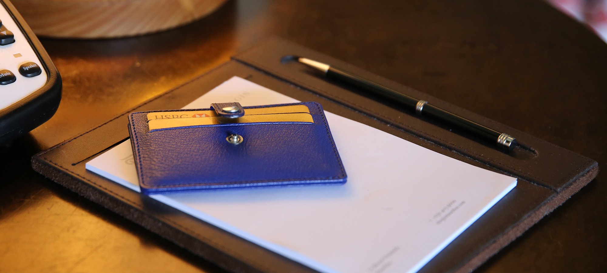 Card wallet for 8 cards