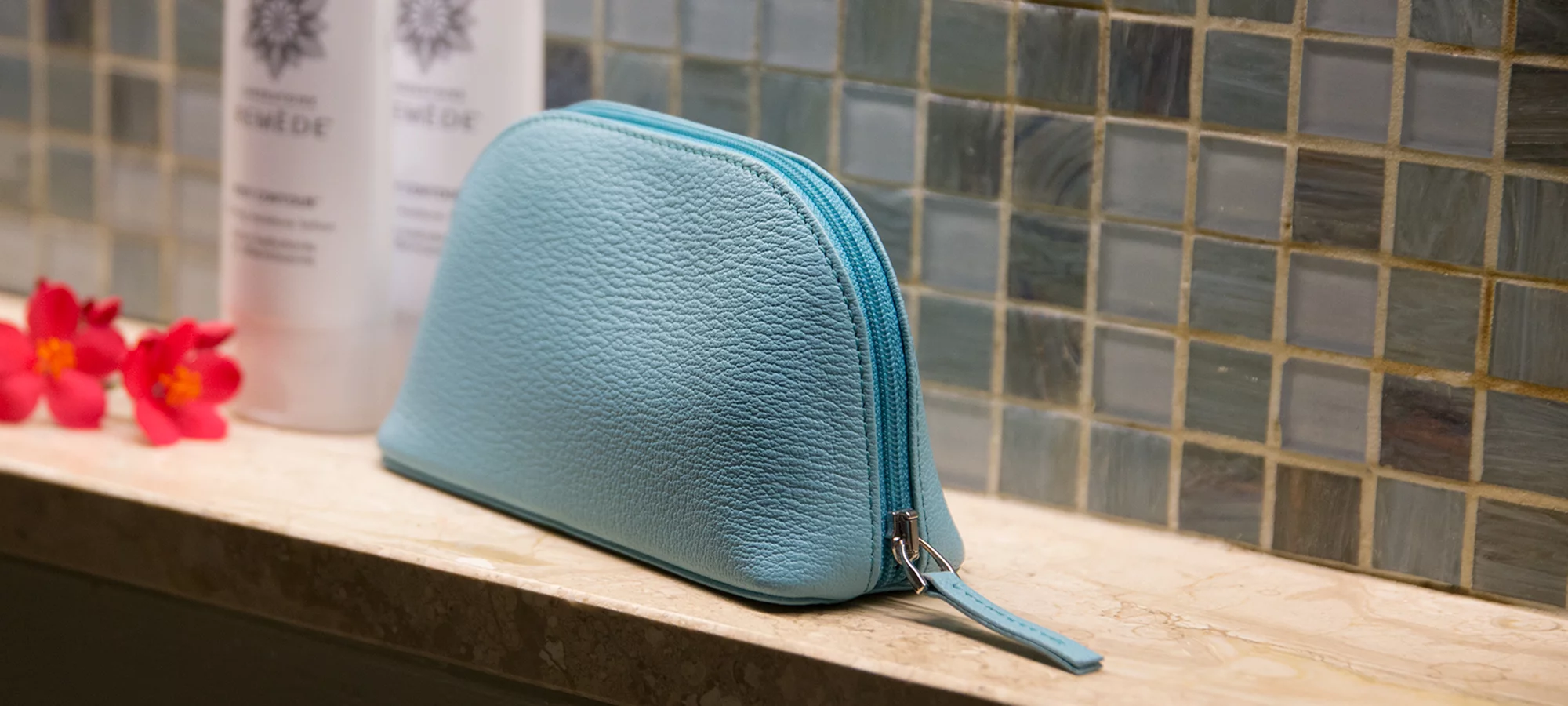 Trousse maquillage (16 x 8.5 x 5.5 cm)