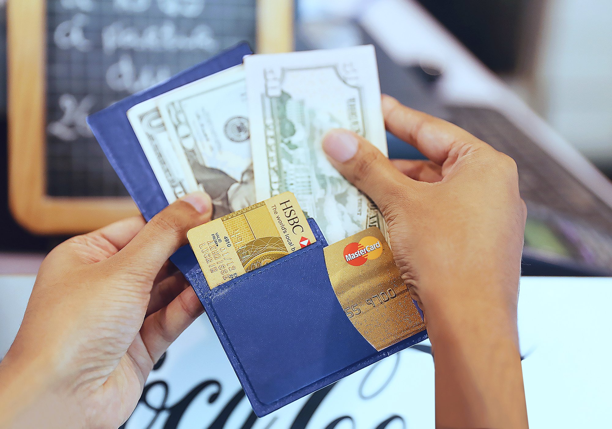 Universal billfold wallet