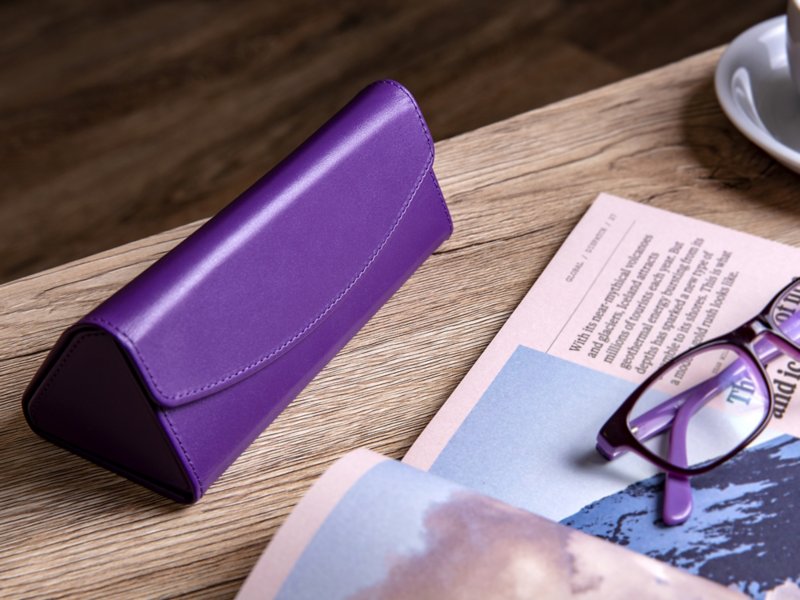 Foldable glasses case