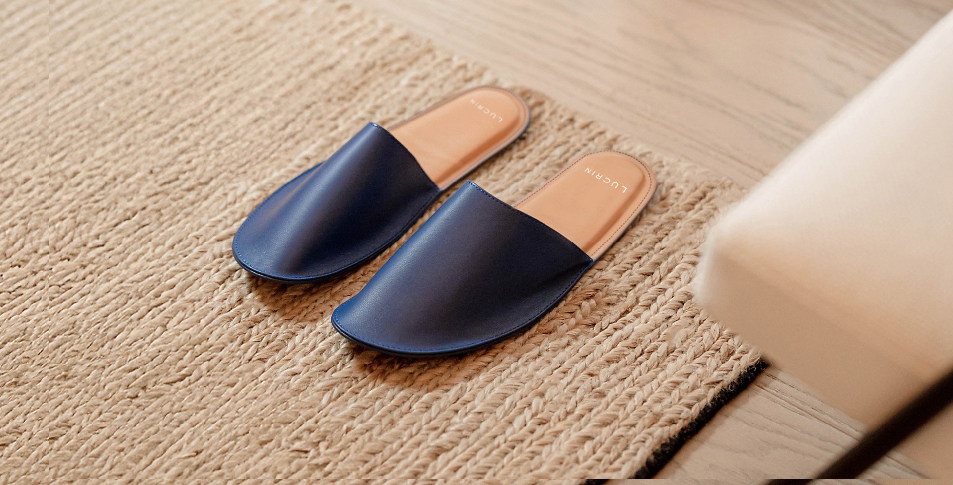 Leather Wardrobe Accessories - Customizable | Lucrin Geneva US