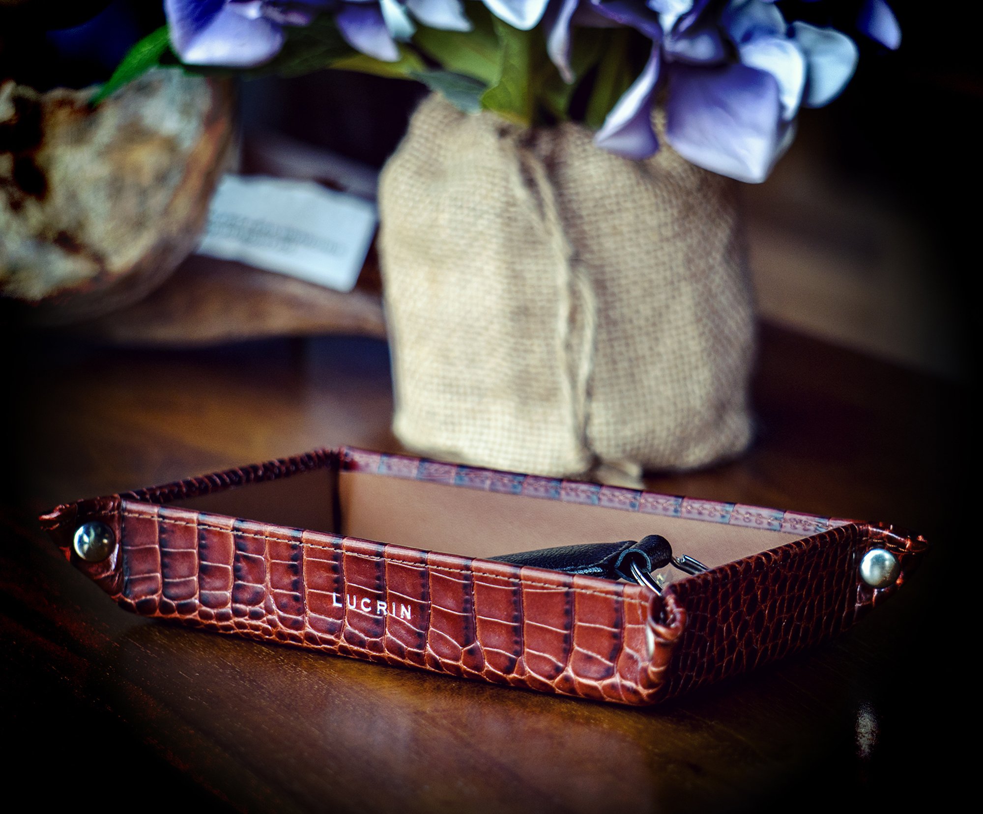 Small rectangular tidy tray (5.5 x 3.1 x 1 inches)