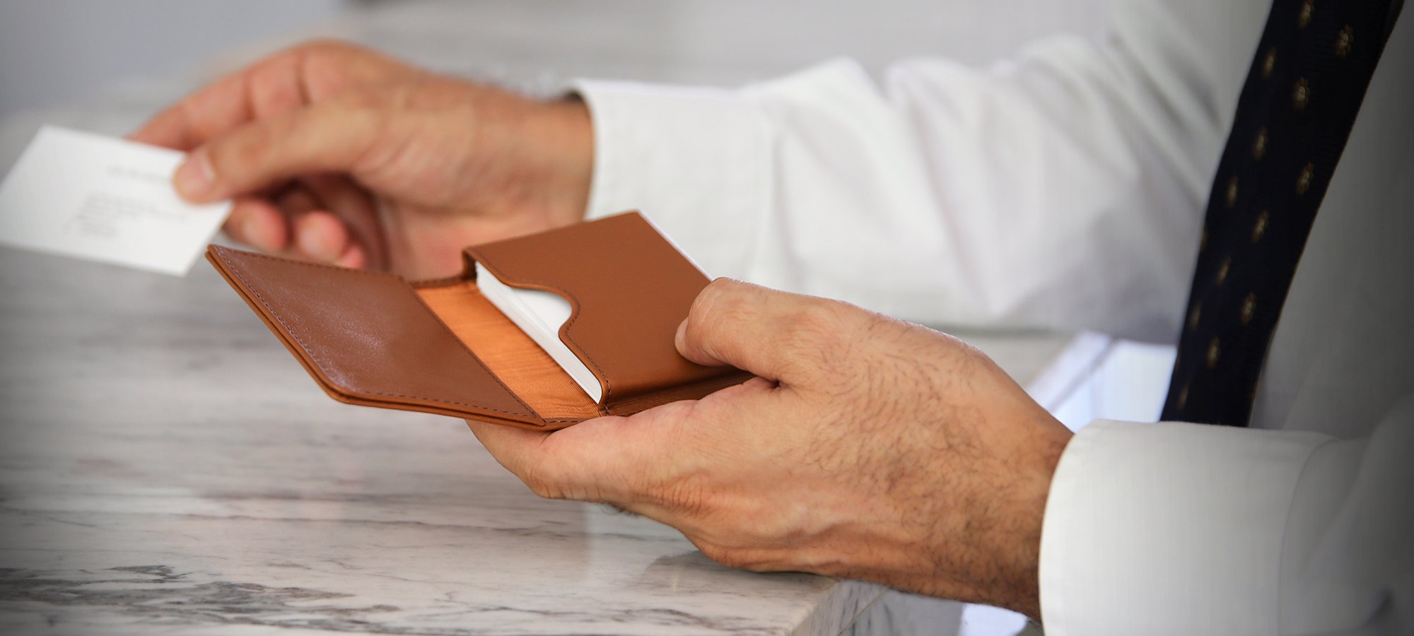 Bi-fold Business cards case