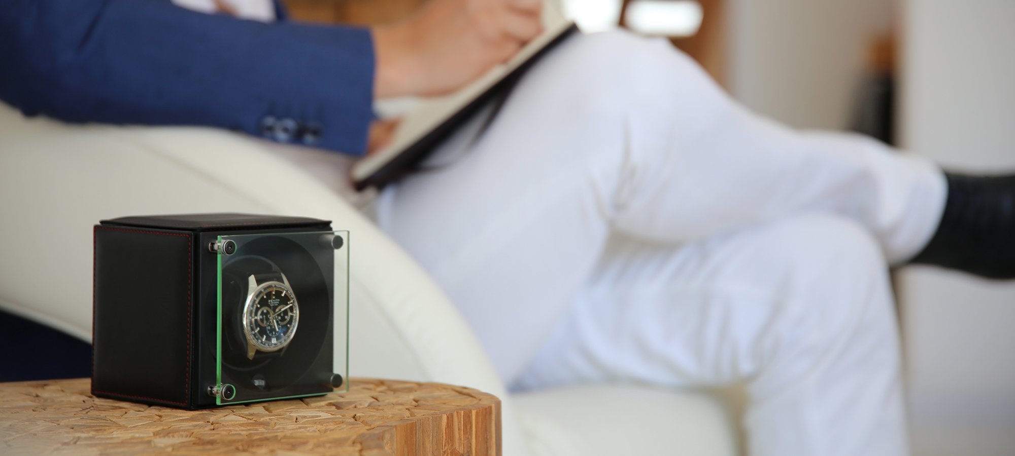 Single watch winder  SwissKubik - by LUCRIN