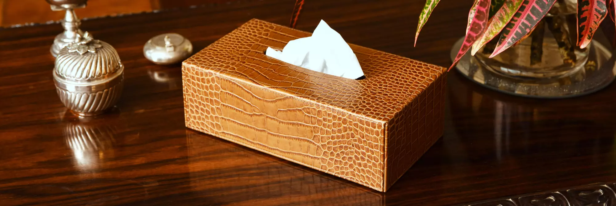 LUCRIN Geneva – Taschentücher Box Leder Luxus