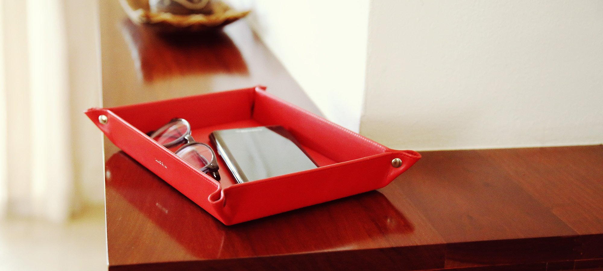 Large rectangular tidy tray (21.5 x 15.5 x 3.5 cm)