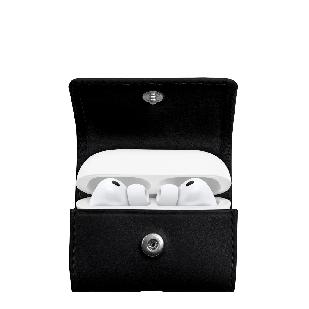 AirPods Pro 3 pouch in personalized leather | LUCRIN - Black