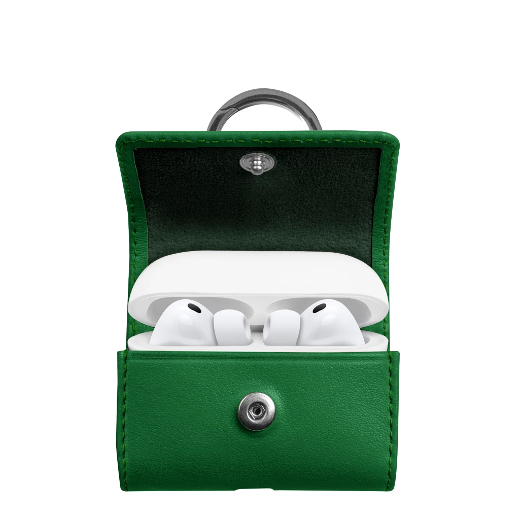 AirPods Pro 3 カラビナ付きポーチ | パーソナライズレザー