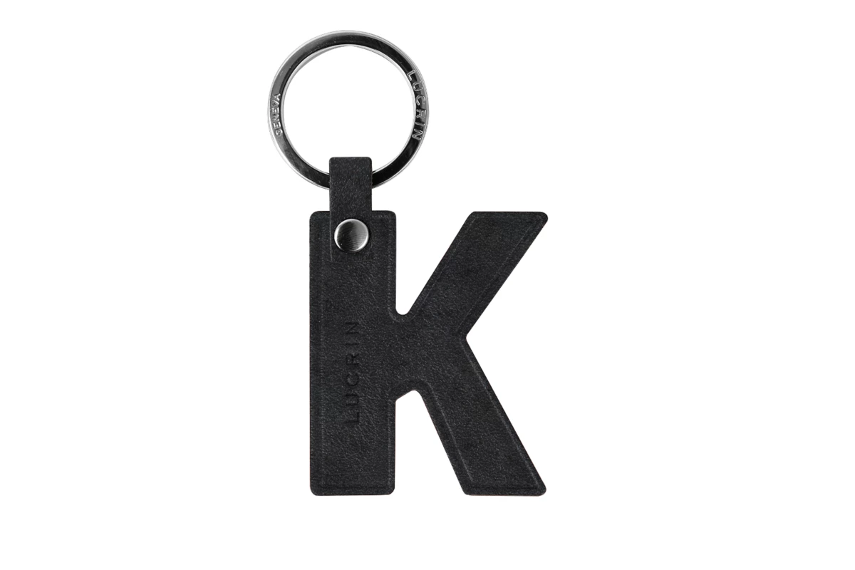 Key Chain K | Leather Alphabet Keychain by LUCRIN Geneva - Black - Vegetable Tanned ...