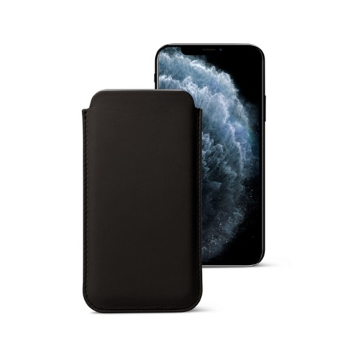 經典護套 可放下 iPhone XS Max/ 8 Plus/ 7 Plus 和無線充電器。