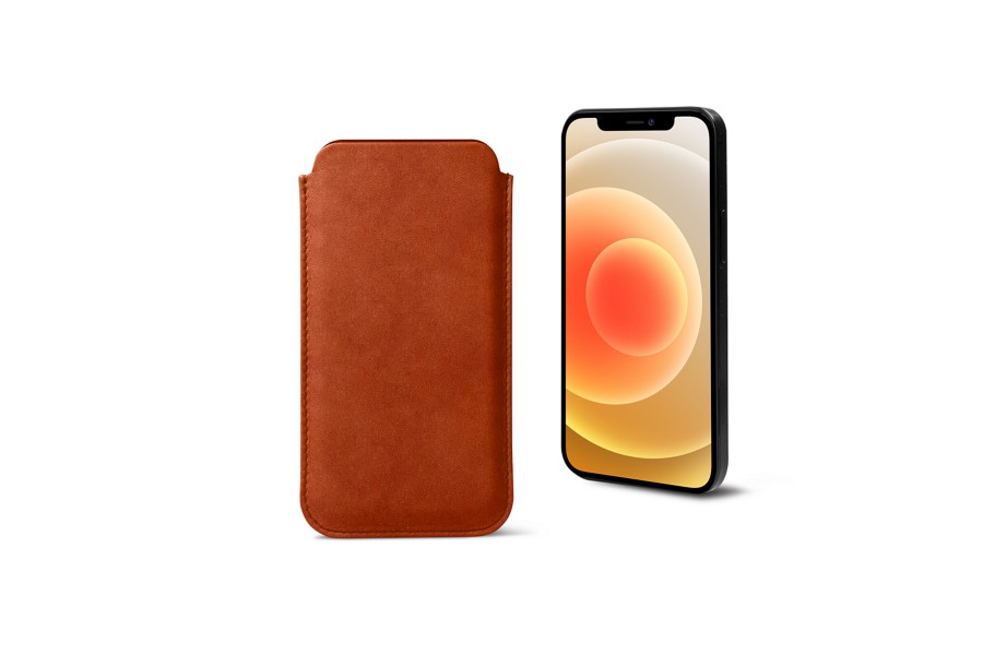 Tan Iphone | Classic leather case for iPhone 12 - Tan - Vegetable Tanned Leather