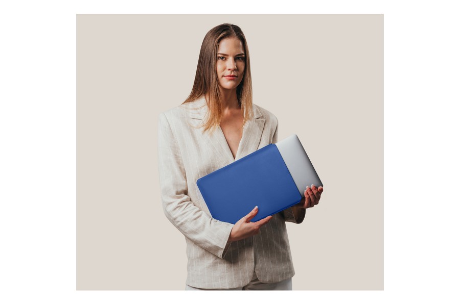 MacBook Pro 13” M1 leather sleeve Light Green Smooth Leather