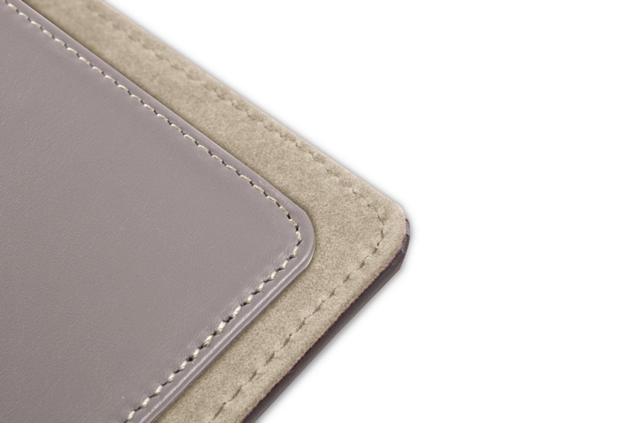 Small desk pad with edge protector - Light Taupe - Smooth Leather